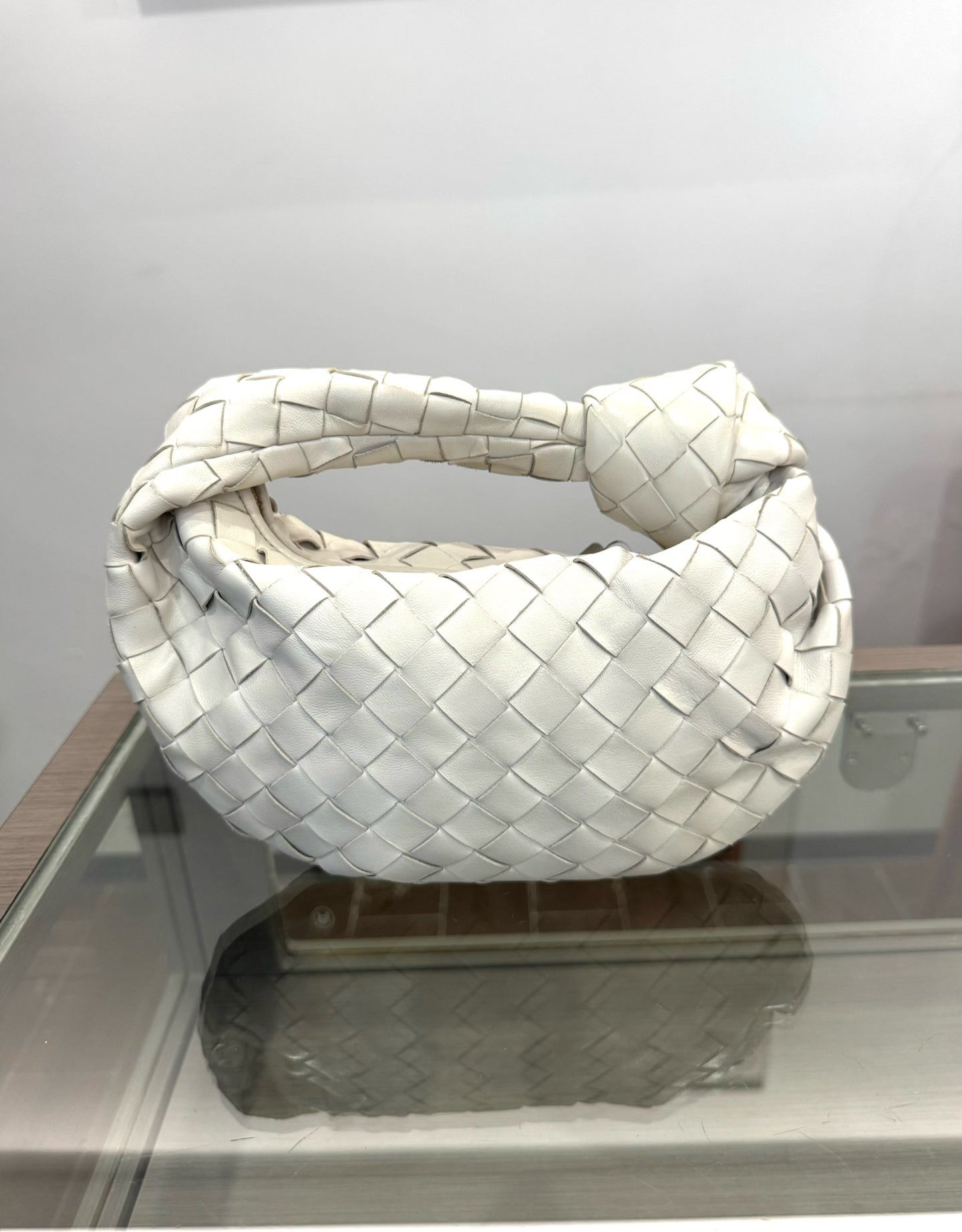 Bottega Veneta - Mini Jodie - Lambskin leather - White - (mini)