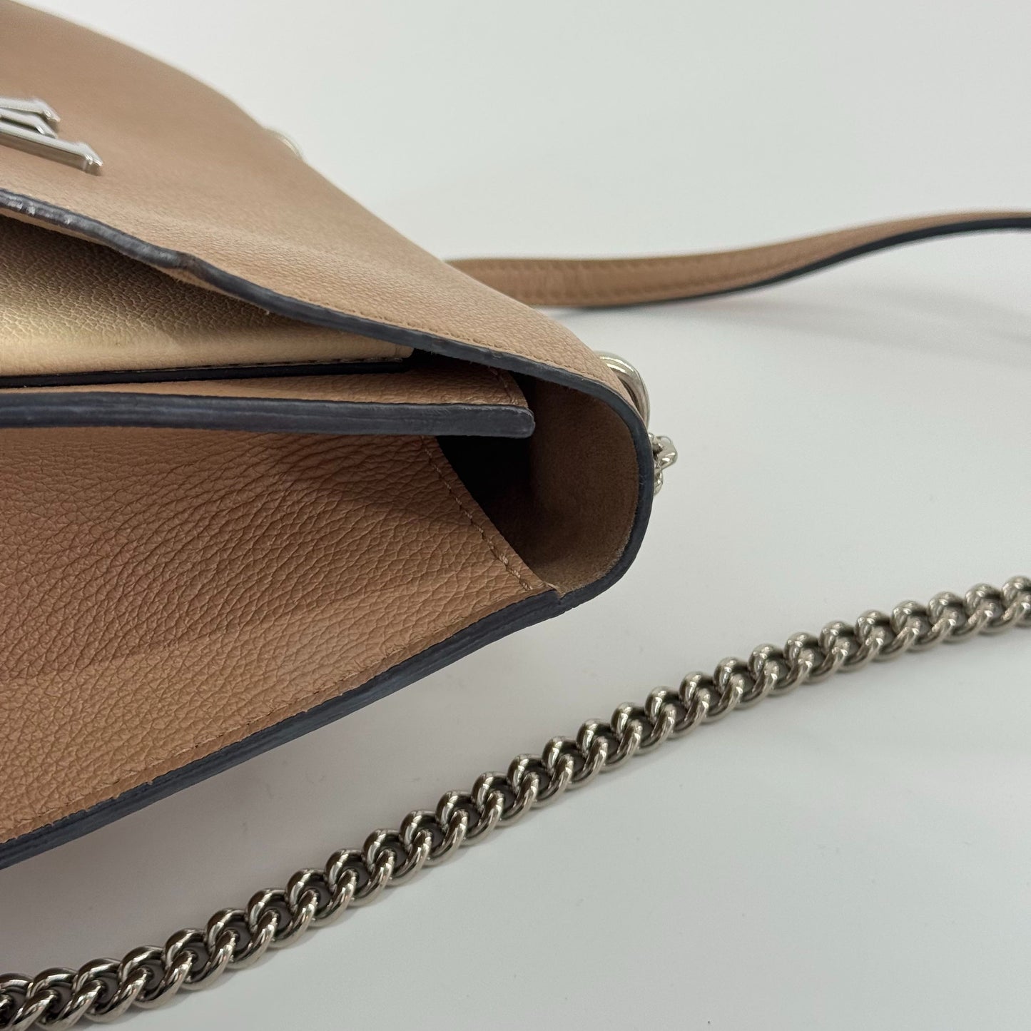 Louis Vuitton - Lockme Chain Bag - Leather - Beige - (Small)