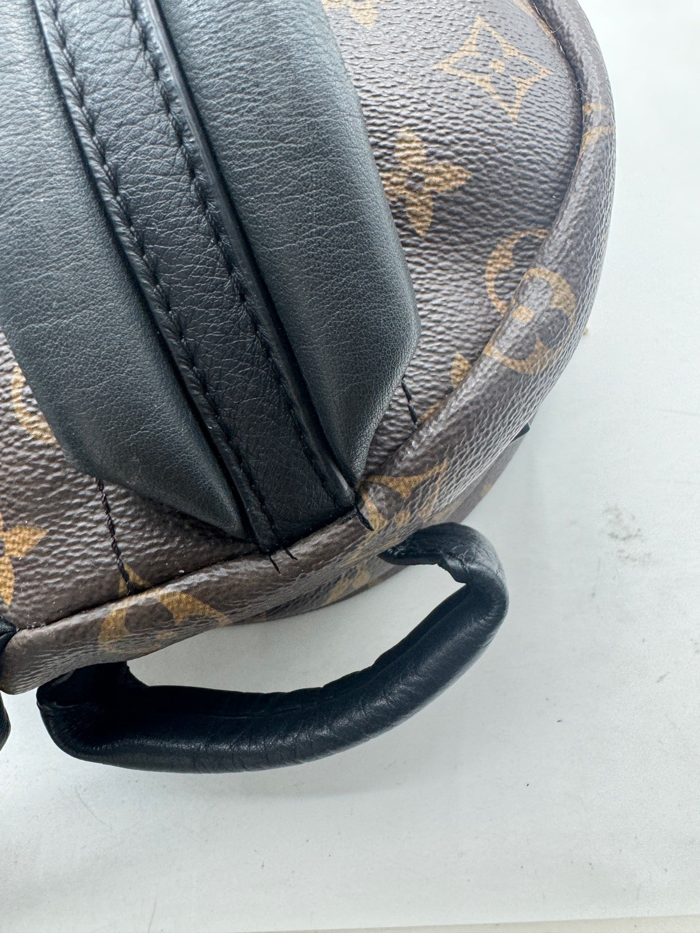 Louis Vuitton - Palm Springs Mini Backpack - Coated canvas and soft cowhide leather - Brown and Black - (mini)