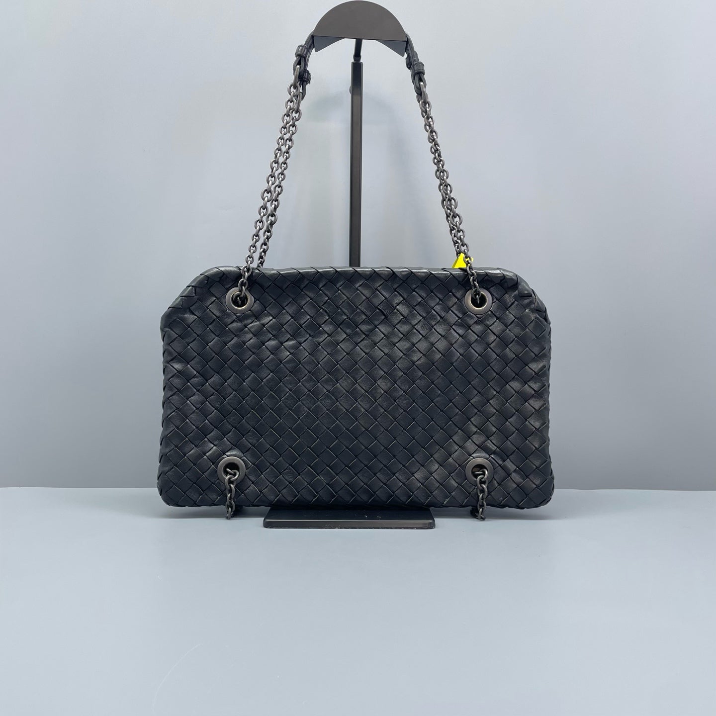 Bottega Veneta - Intrecciato Woven Chain Shoulder Bag - Leather - Black - (small)