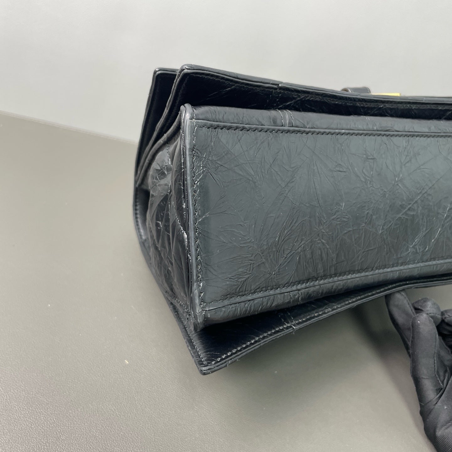 Balenciaga - CRUSH - Glazed calfskin leather - Black - (Medium)