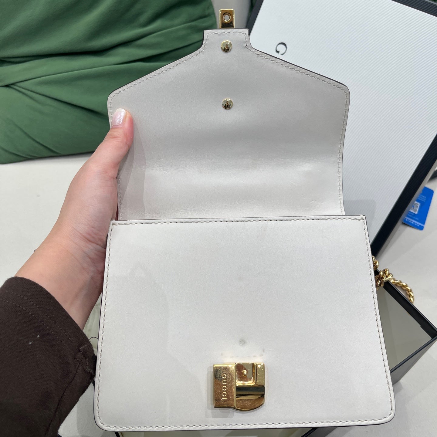 Gucci - Sylvie Small Shoulder Bag - Leather with Web stripe accent - White - (small)