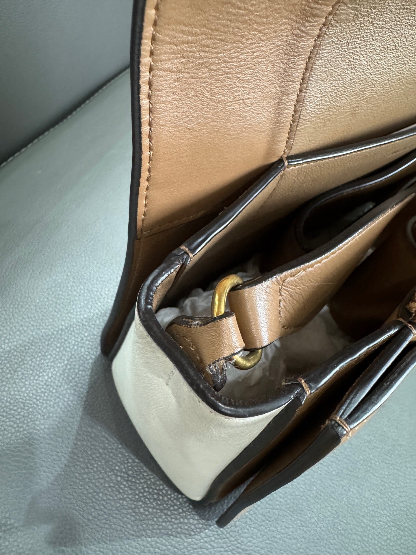 Celine - Frame - Cowhide leather - Beige and White - (medium)