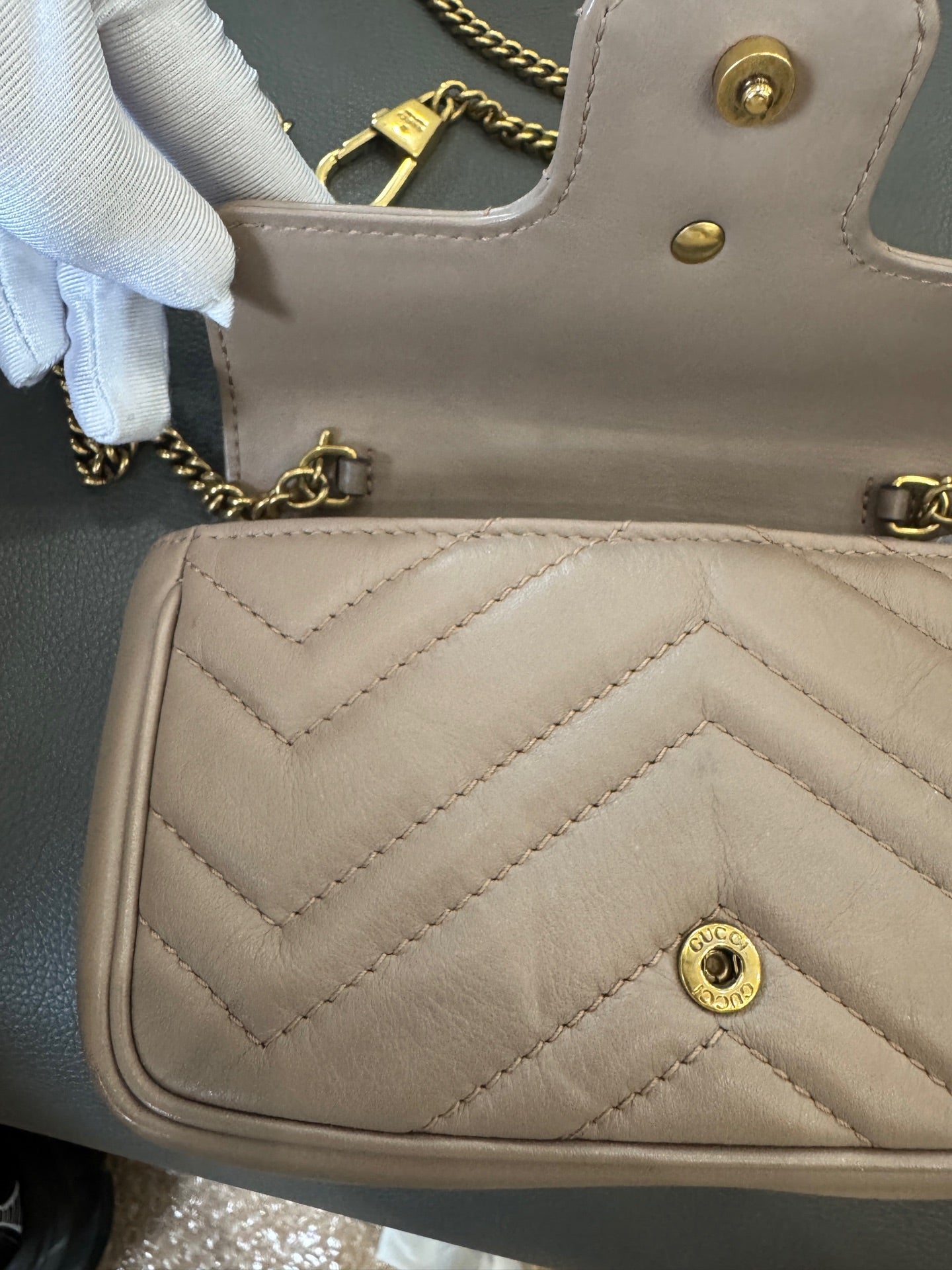 Gucci - Marmont Super Mini - Leather - Beige with Gold-Tone Hardware - (mini)