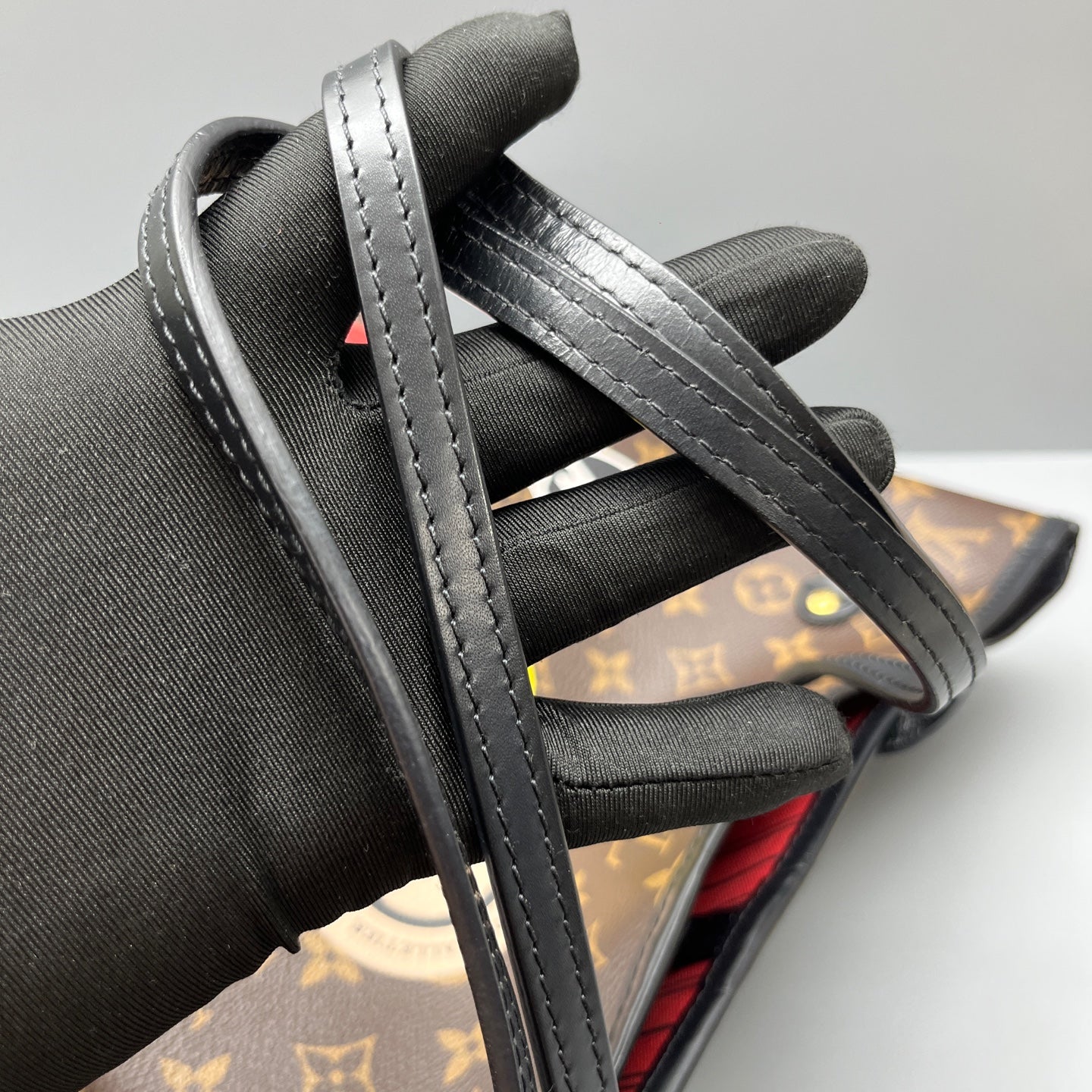 Louis Vuitton - Neverfull MM Monogram Patches - Monogram coated canvas with leather trim - Brown, Multicolour, Black, Red - (Medium)