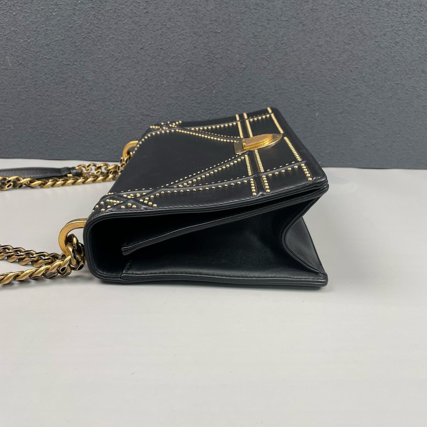 Dior - Diorama Shield Flap Bag - Leather - Black - (medium)