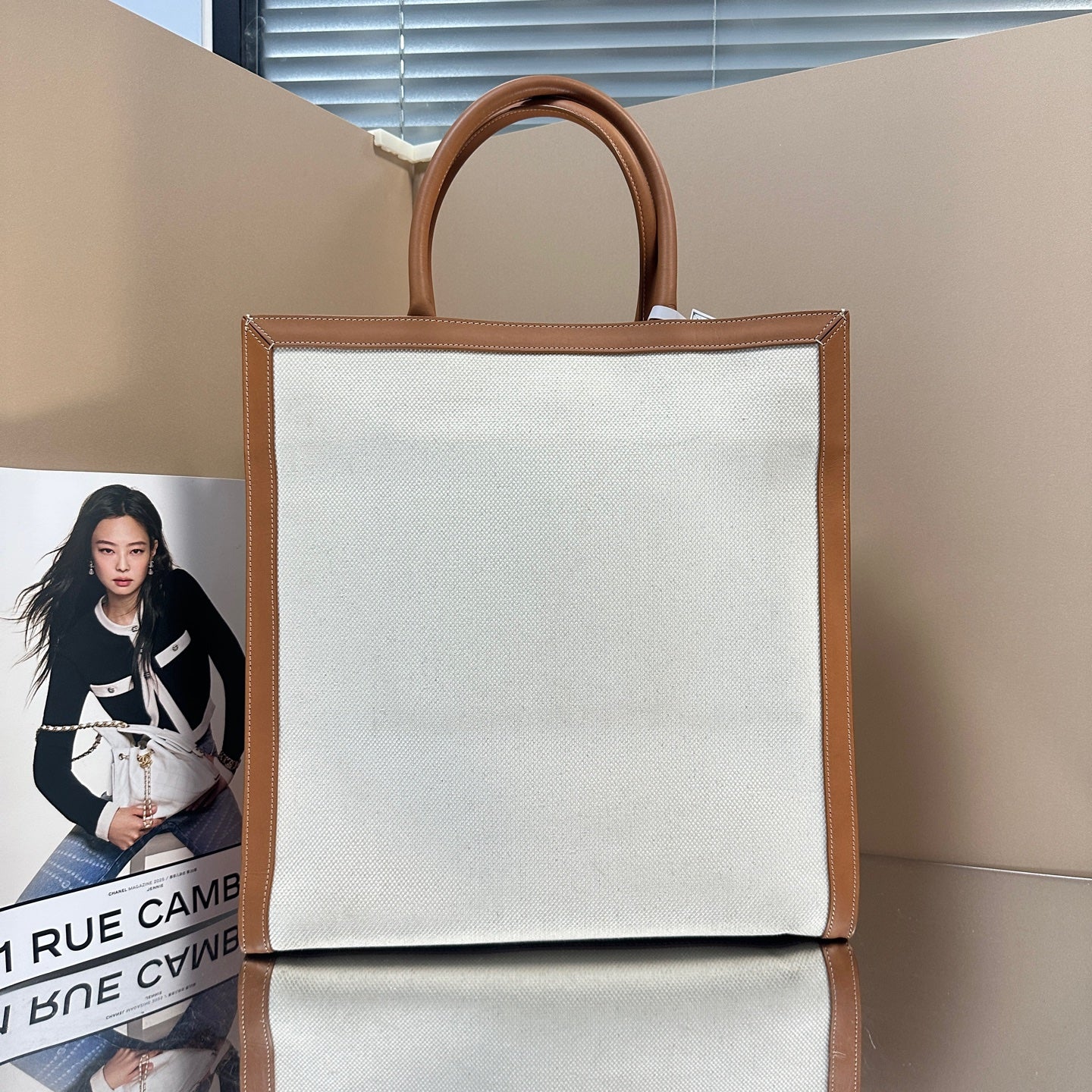 Celine - Cabas - Canvas and Leather - White and Brown - (large)