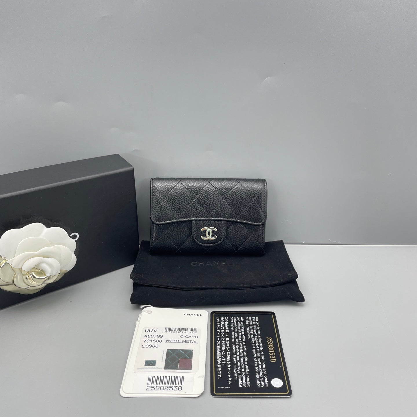 Chanel - Classic Quilted Card Holder - Grained calfskin leather - Black - (small)