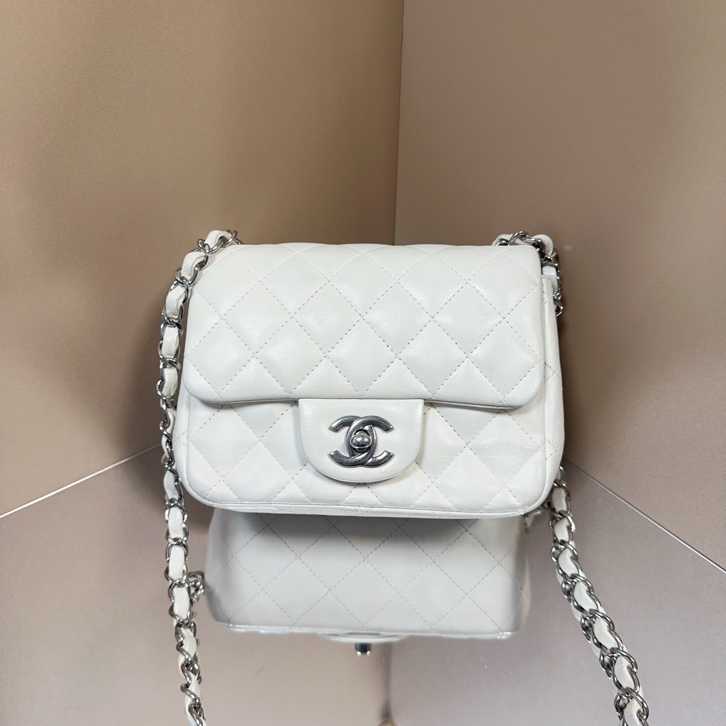 Chanel - Classic Flap Mini Square - Lambskin leather - White - (mini)