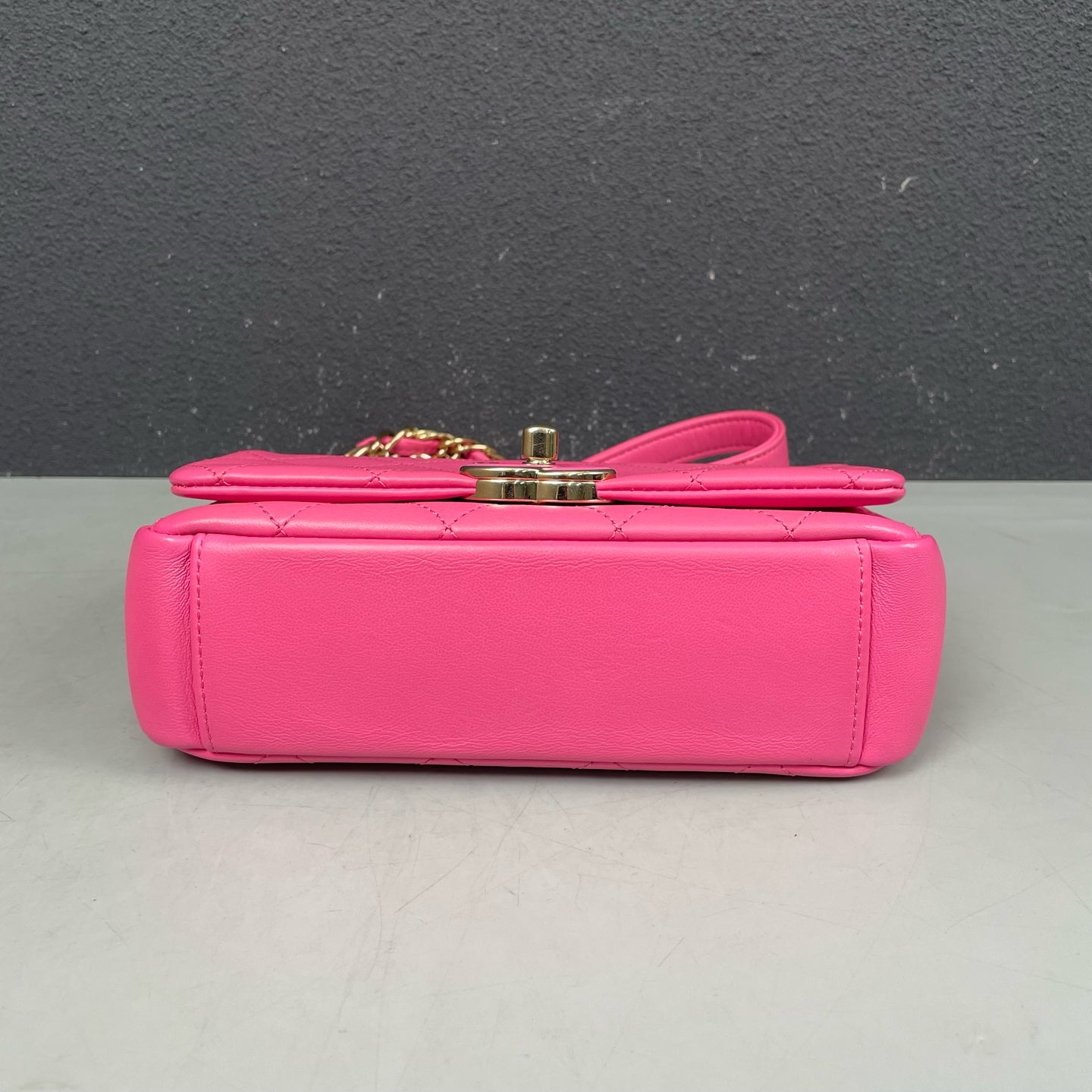 Chanel - Classic Flap Mini (Large Rectangular) - Lambskin leather - Pink - (mini)