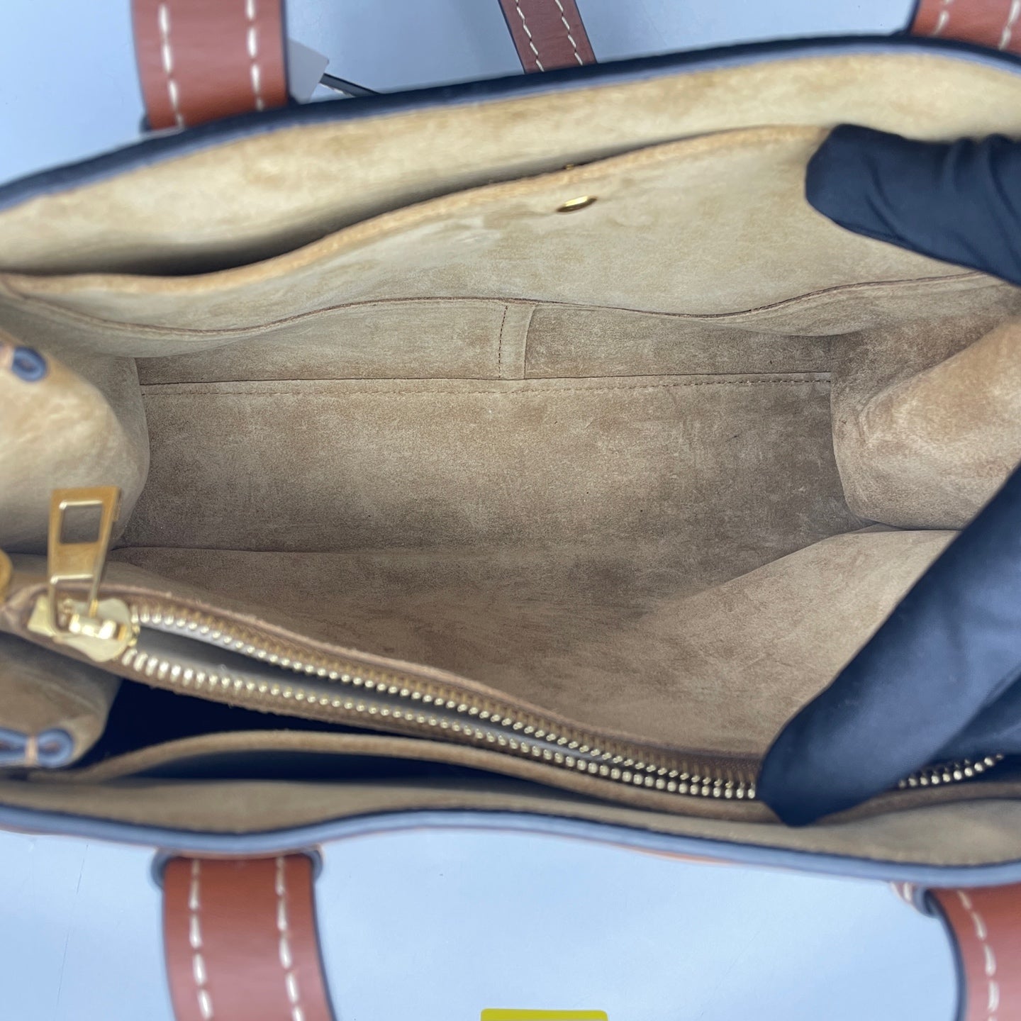 Loewe - Gate Top Handle Bag - Grained calfskin leather - Camel - (Medium)