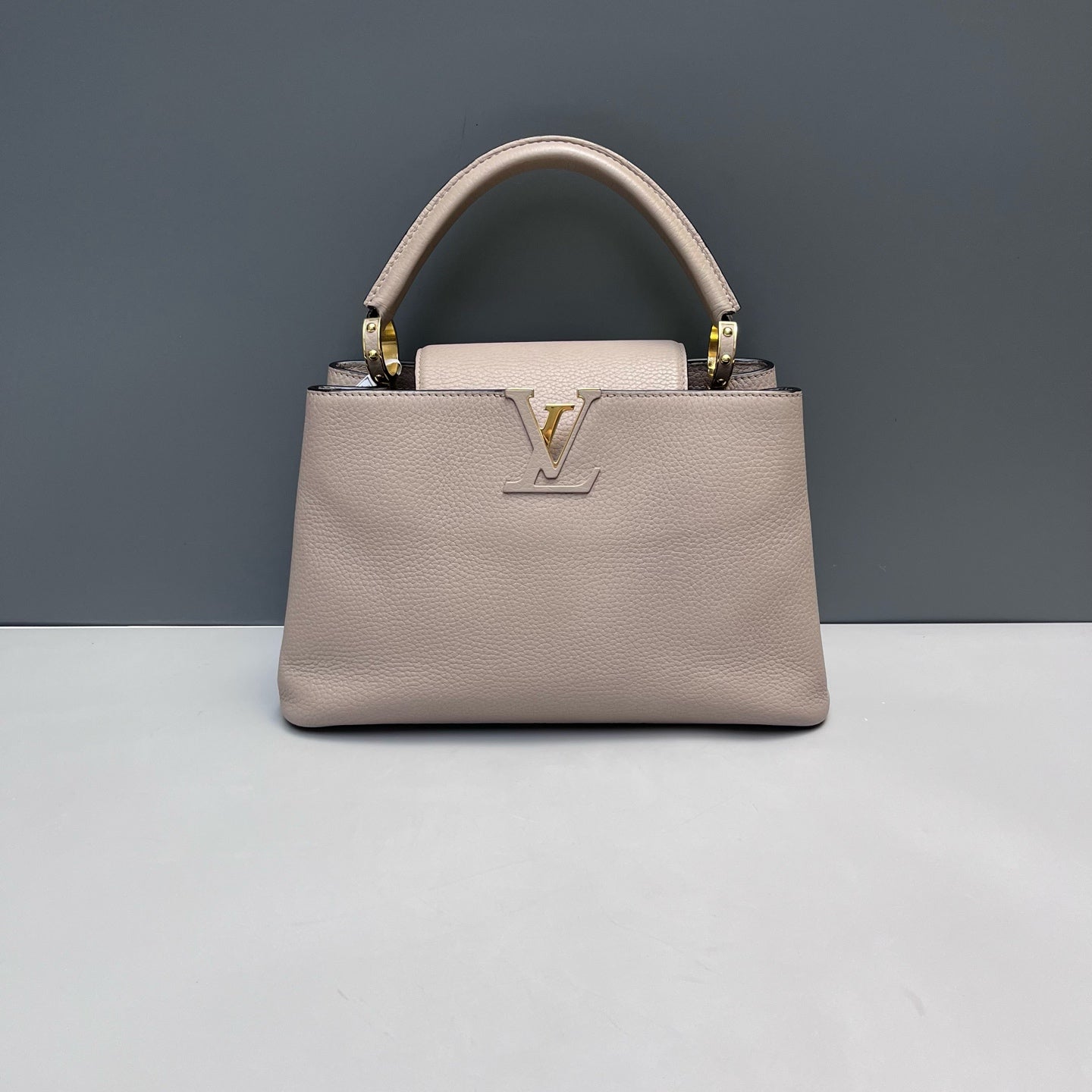 Louis Vuitton - Capucines BB - Taurillon leather - Grey - (Small)