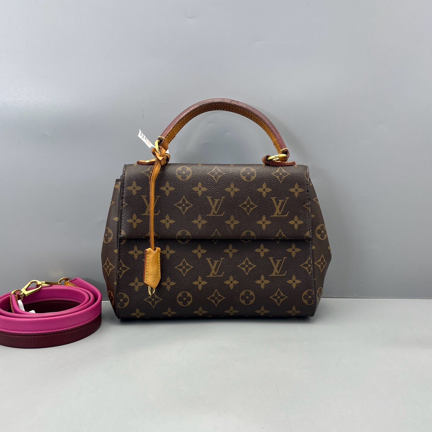 Louis Vuitton - Cluny BB - Monogram coated canvas with Vachetta leather trim - Brown - (Medium)