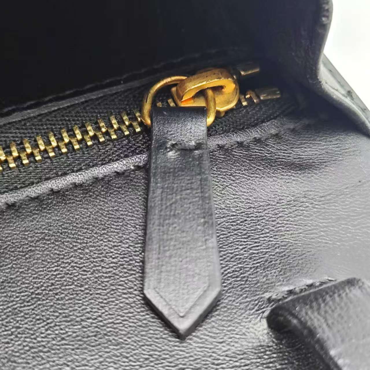 Celine - Classic Box Bag Small (Tofu Bag) - Calfskin leather - Black - (small)