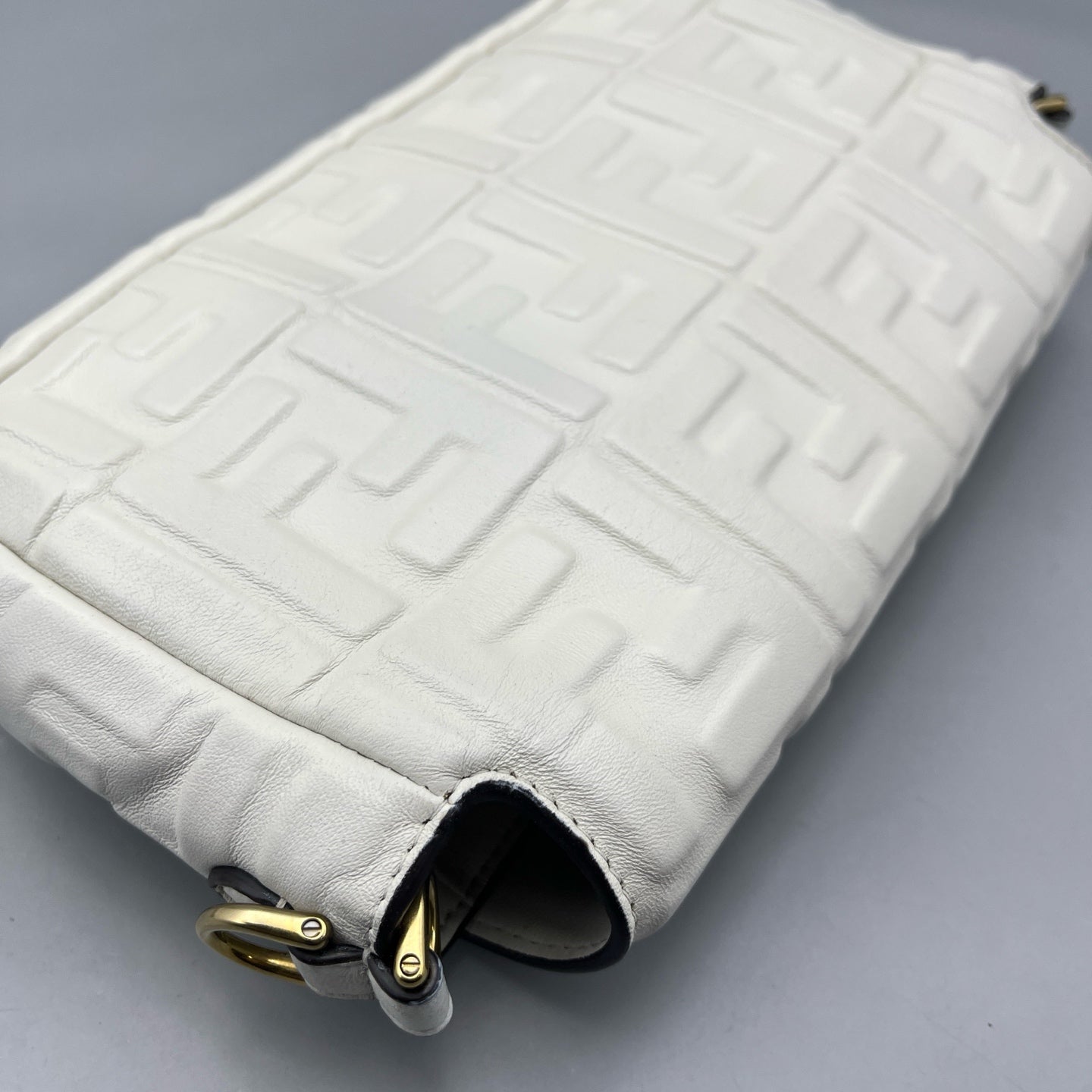 Fendi - Baguette - Leather - White - (Small)