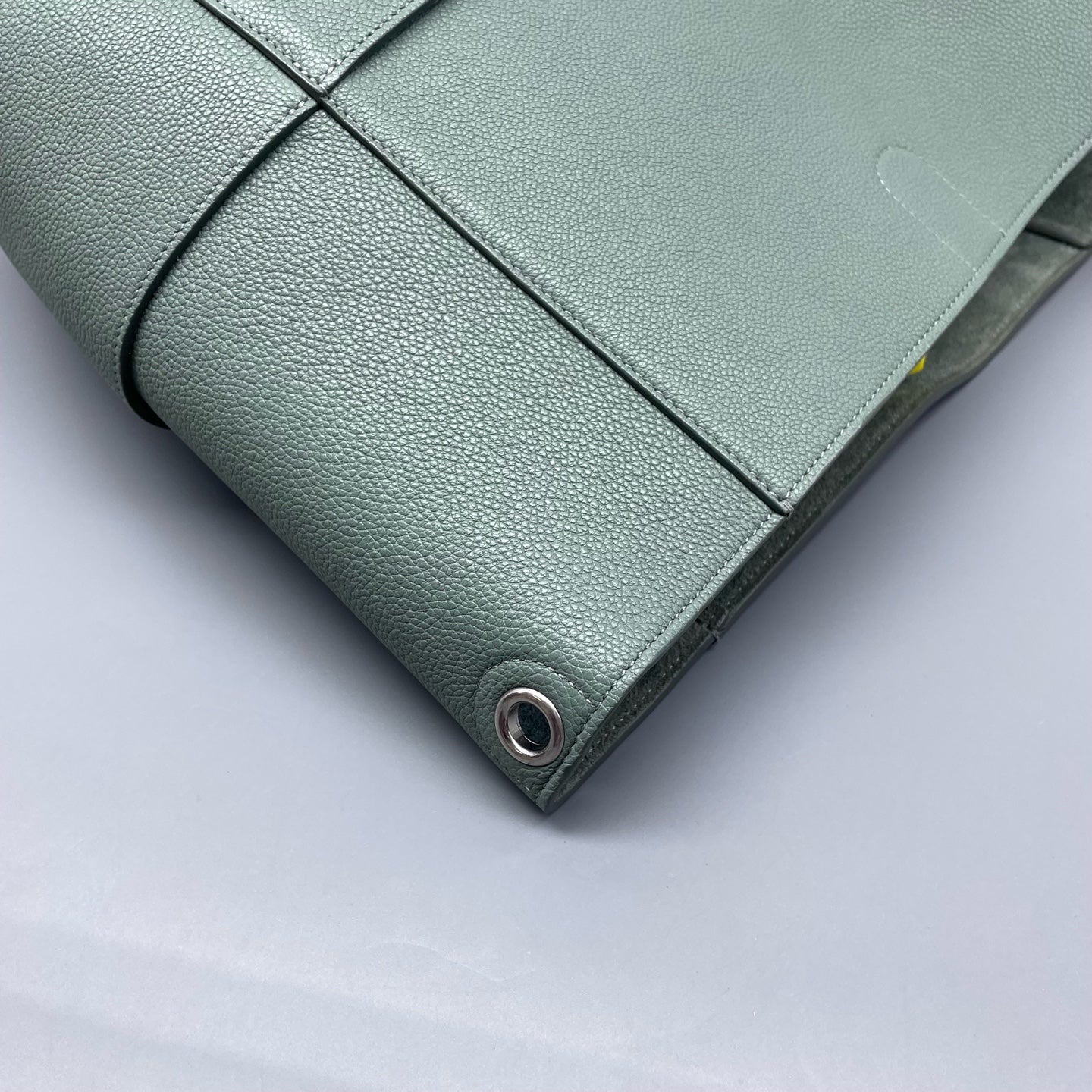 Celine - Sangle Seau Bucket Bag - Grained calfskin leather - Green - (Medium)