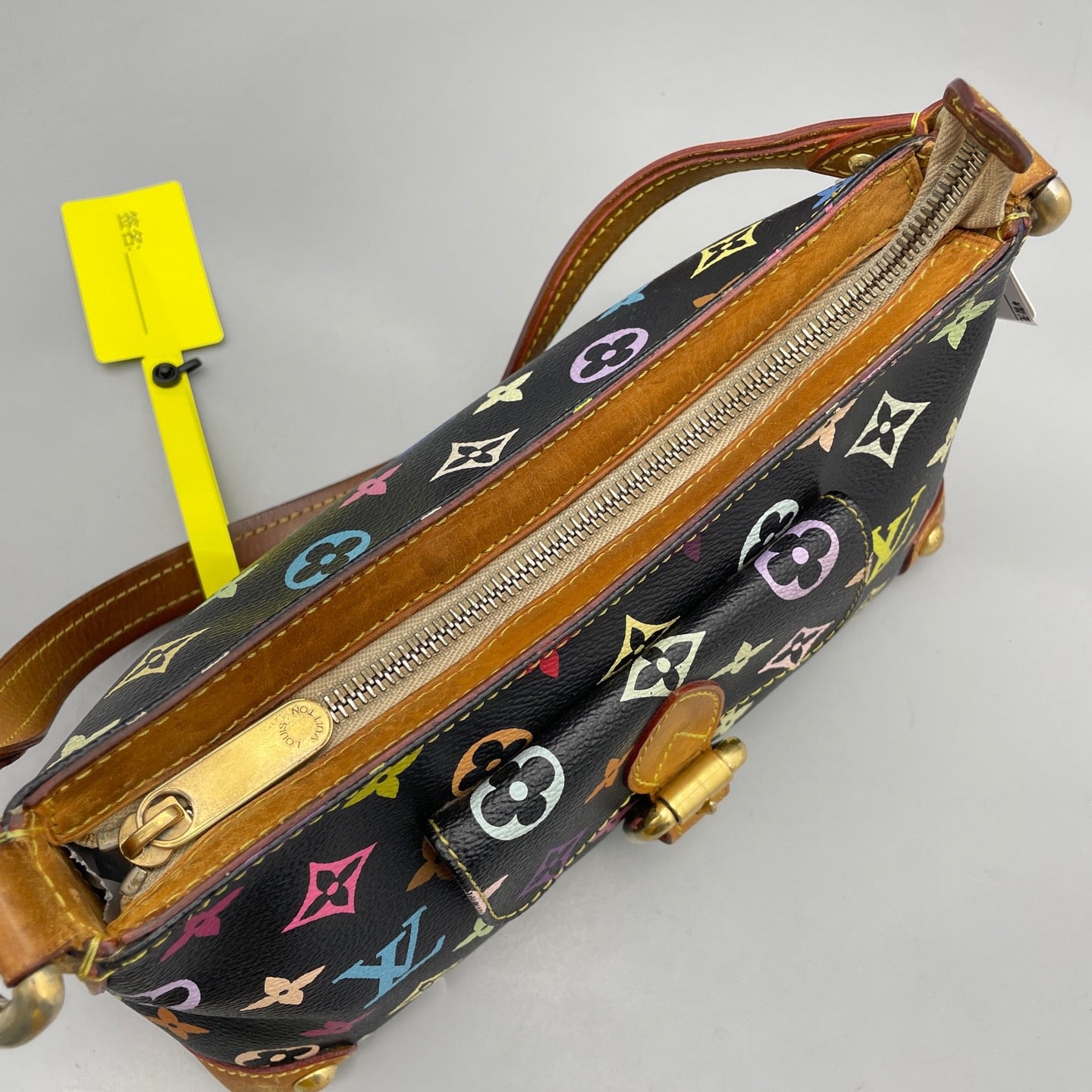 Louis Vuitton - Monogram Multicolore Shoulder Bag - Monogram Multicolore coated canvas with Vachetta leather trim - Multicolour - (medium)