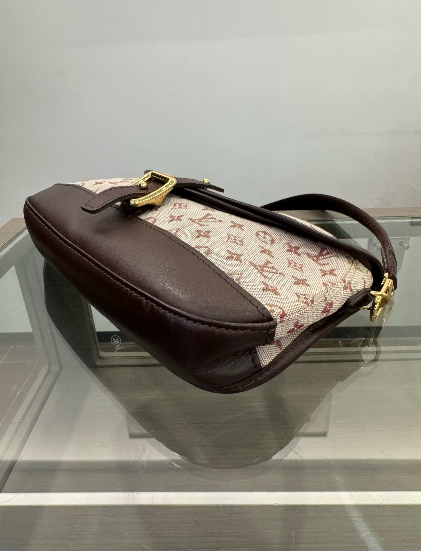 Louis Vuitton - Monogram Denim Baguette Shoulder Bag - Denim - Jeans and Leather - Pink - (Small)