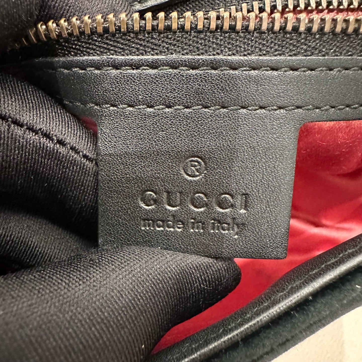 Gucci - GG Marmont Small Shoulder Bag - Velvet - Black - (small)
