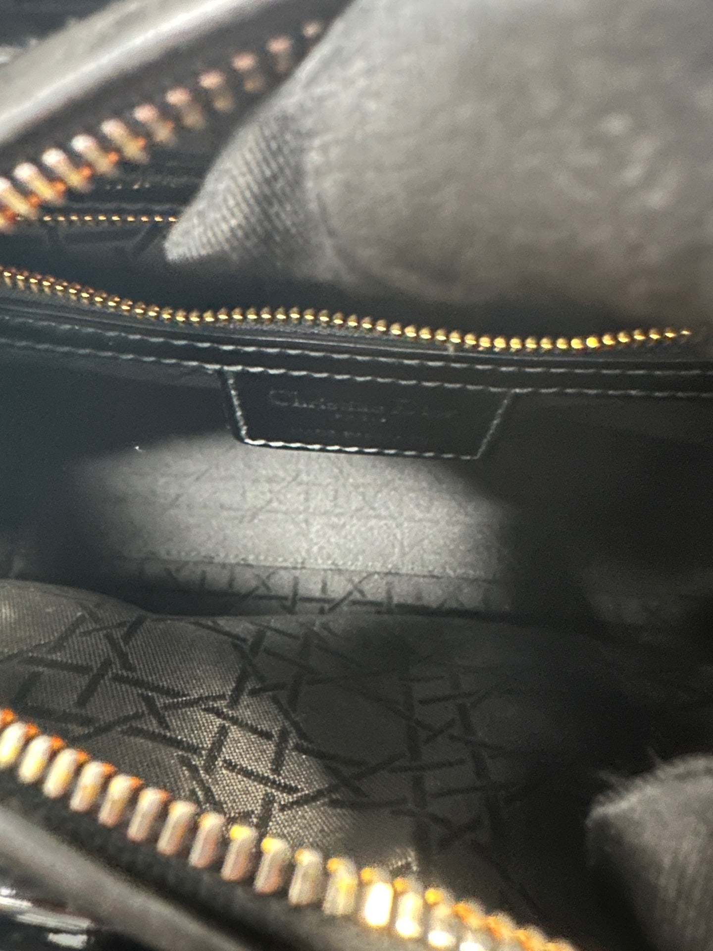 Dior - Lady Dior Medium - Patent leather - Black - (medium)