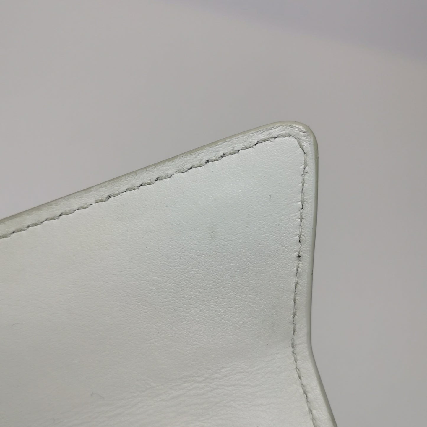 Prada - Vintage Trapezoid Shoulder Bag - Leather - White - (Small)