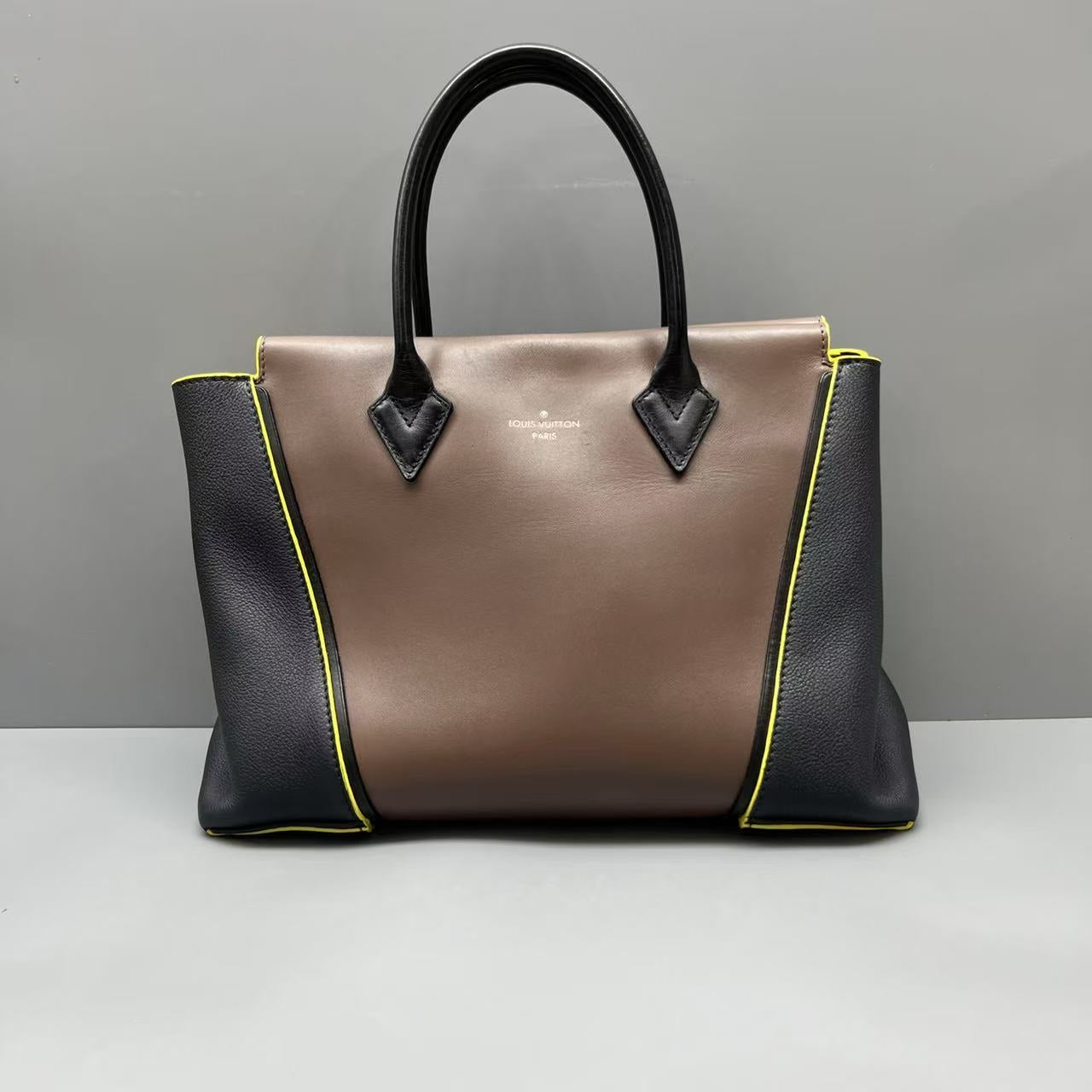 Louis Vuitton - Lockme Cabas - Leather - Multicolour - (medium)