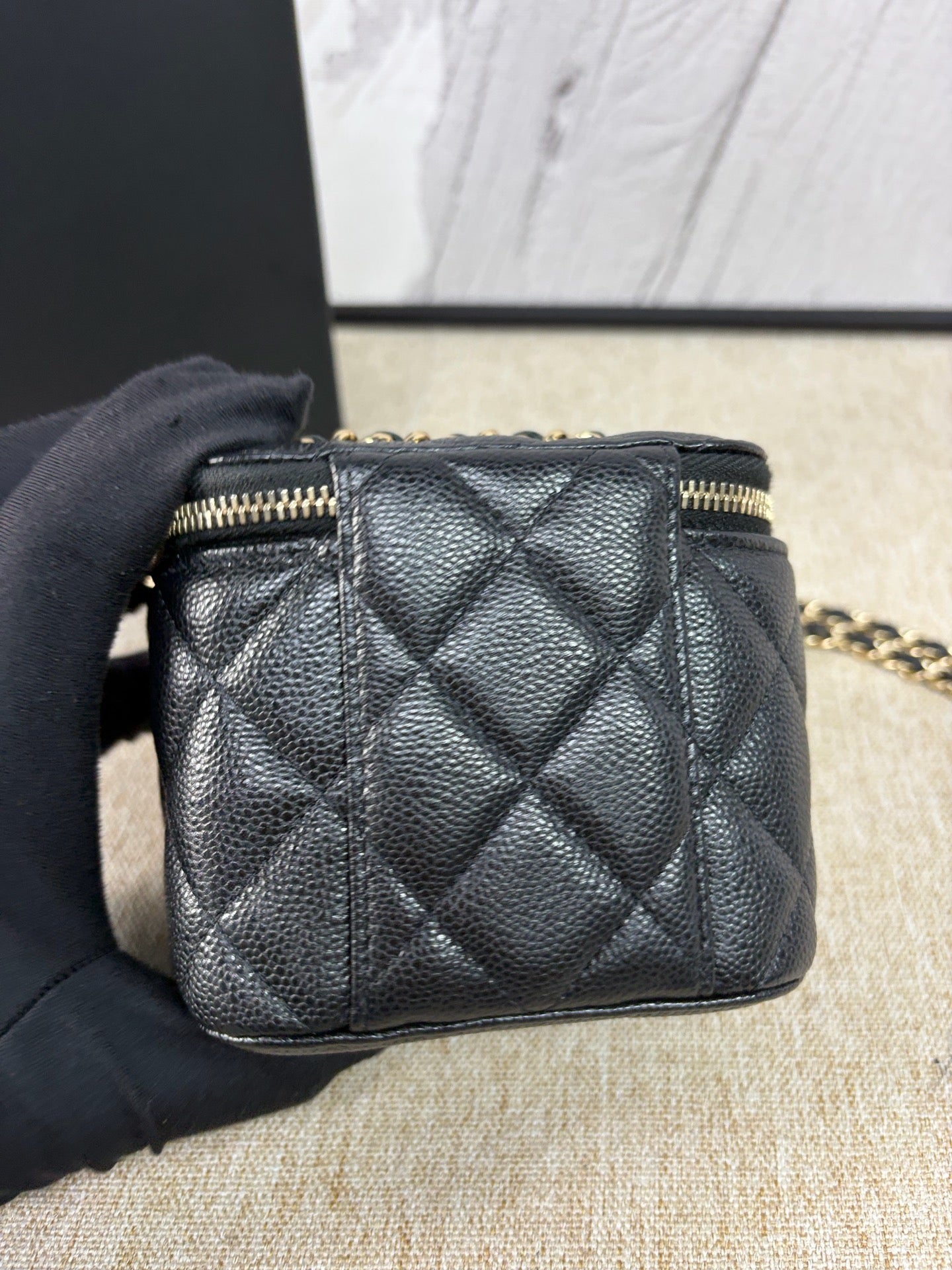Chanel - Mini Vanity Case - Caviar leather - Black - (mini)