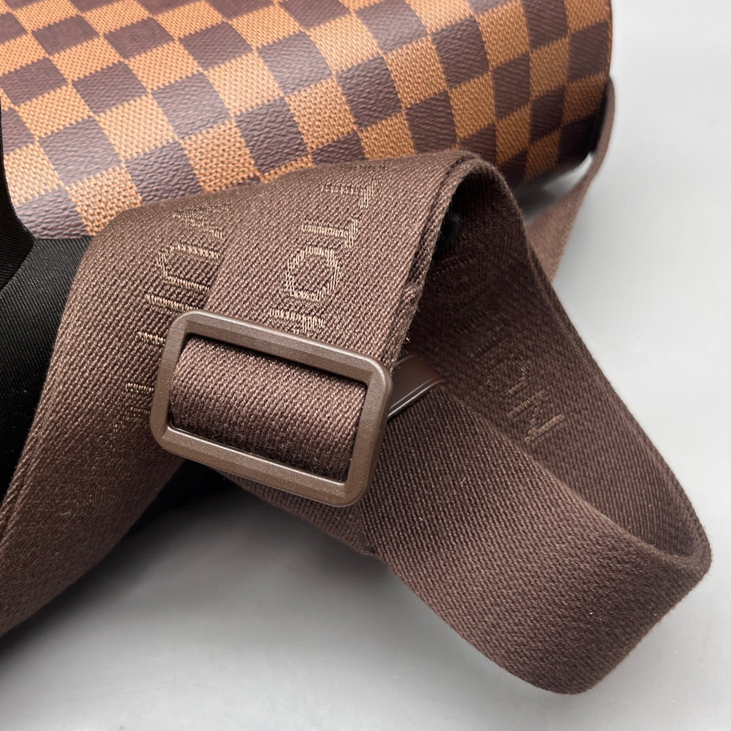 Louis Vuitton - Brooklyn Flap Messenger Bag - Damier Ebene coated canvas with leather trim - Brown - (Medium)