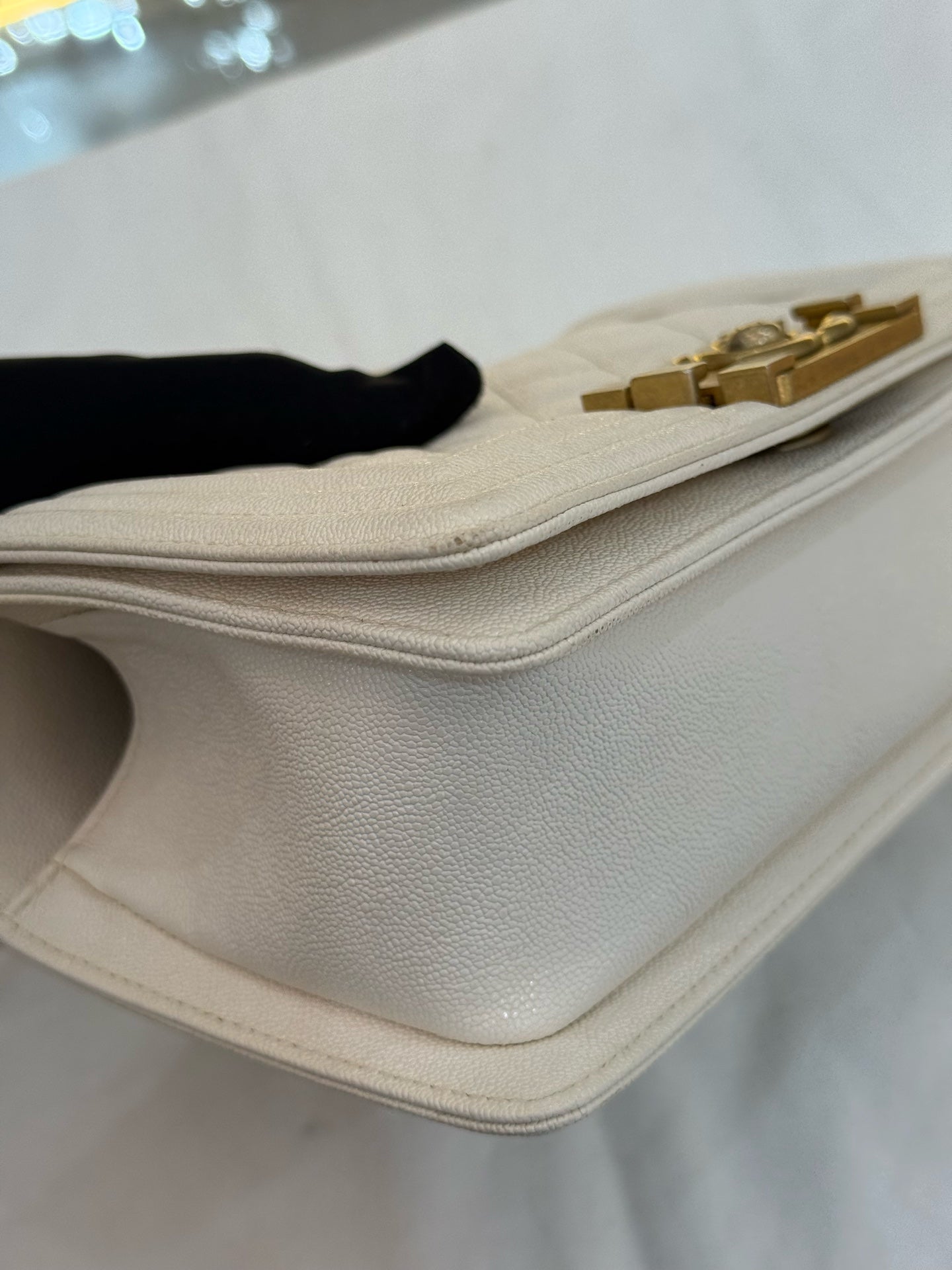 Chanel - Le Boy Small - Caviar leather - White - (Small)