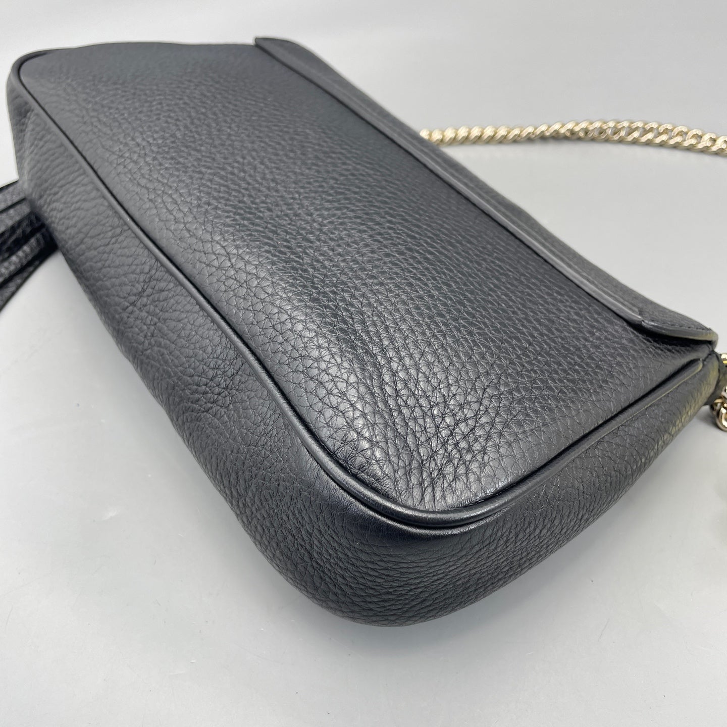 Gucci - Soho Tassel Chain Bag - Grained leather - Black - (Small)
