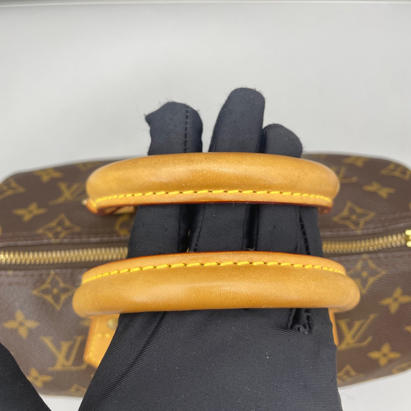 Louis Vuitton - Speedy 25 - Monogram coated canvas with Vachetta leather trim - Brown - (small)