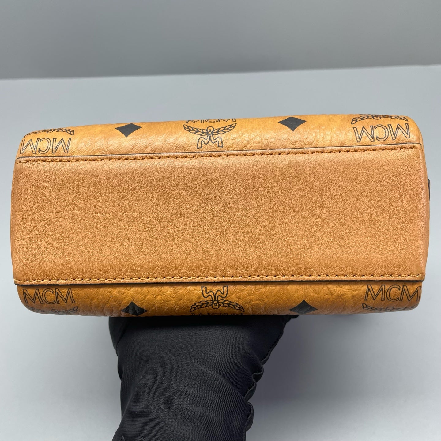 MCM - Boston Mini Bag - Visetos monogrammed leather with leather trim - Cognac brown - (mini)