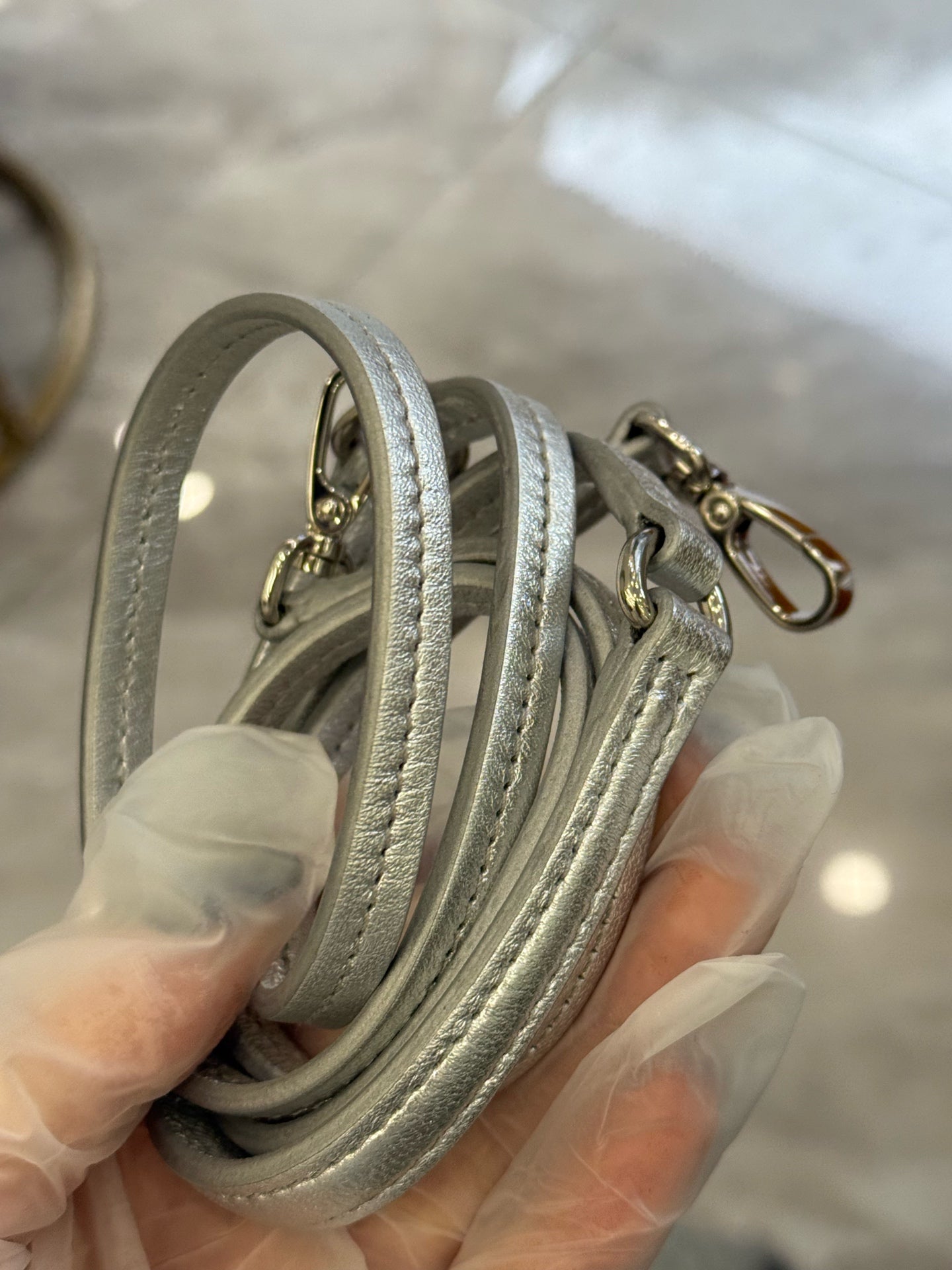 Miu Miu - Wonder Hobo Mini - Metallic leather - Silver - (Mini)
