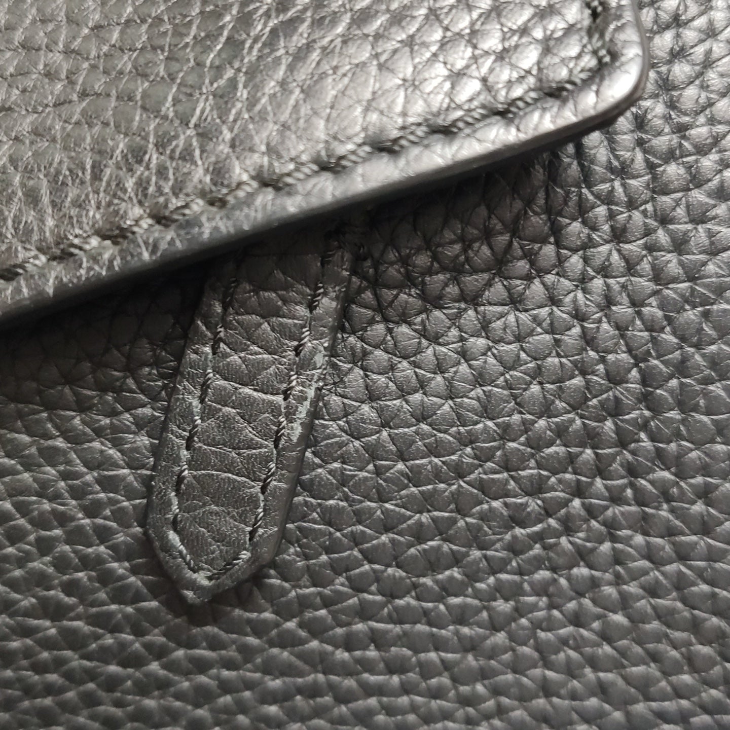 Burberry - Messenger Bag - Leather - Black - (medium)