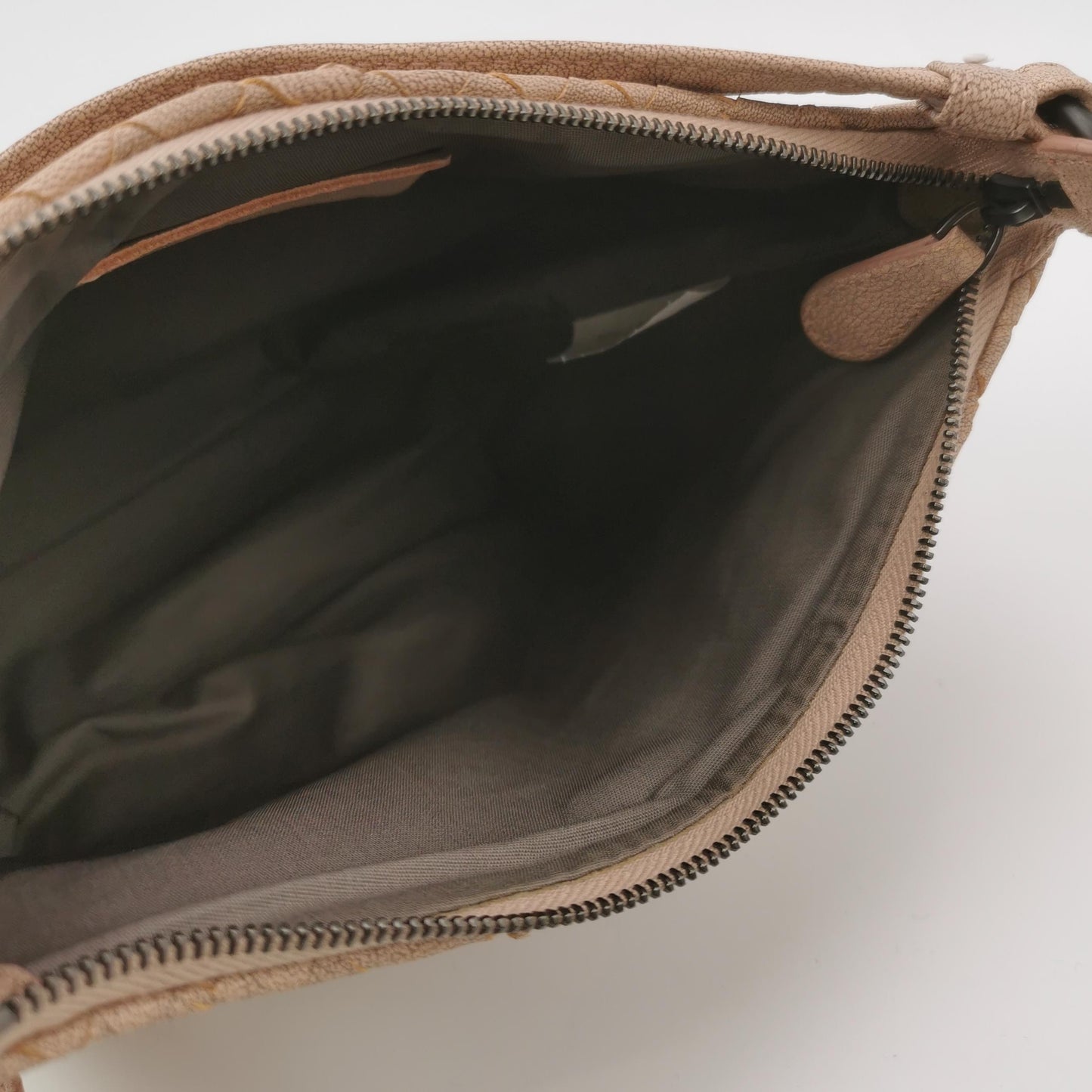 Bottega Veneta - Cobble - Distressed Intrecciato leather - Beige - (Small)