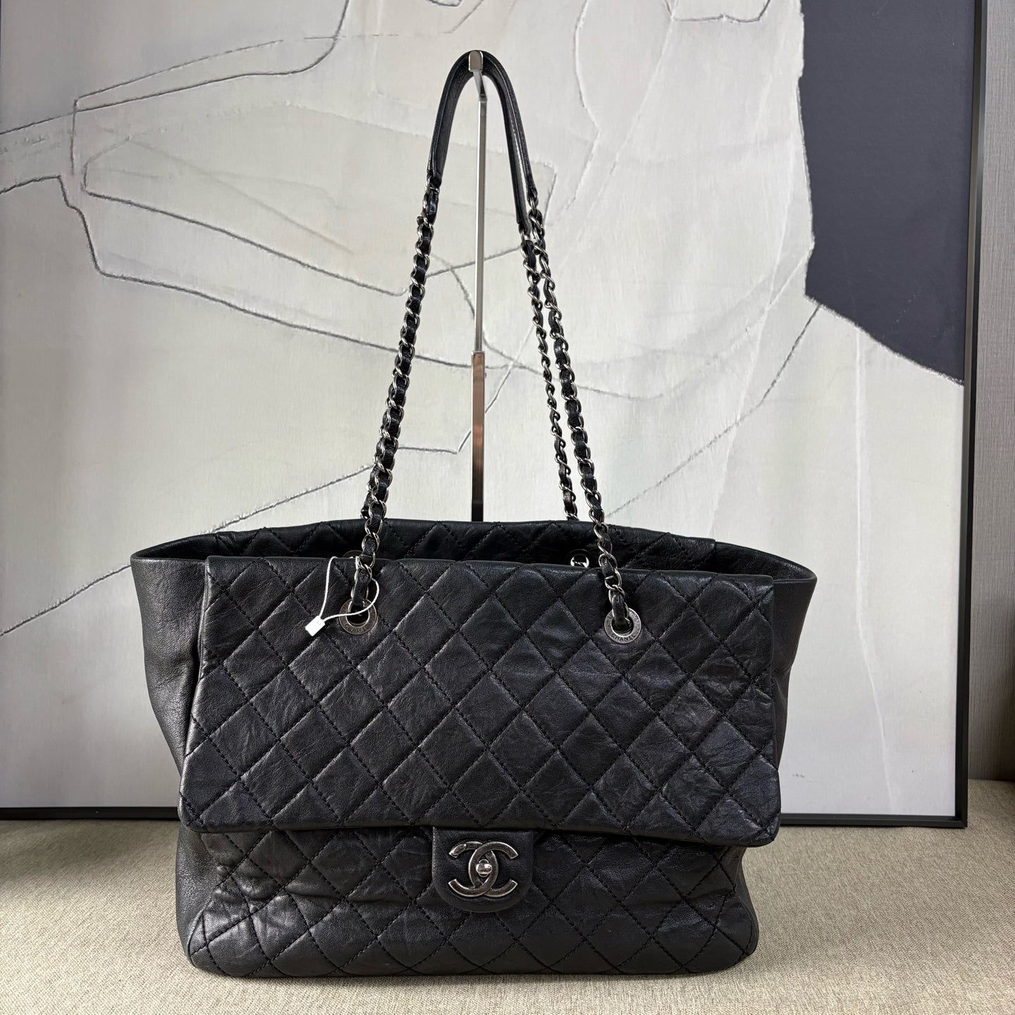 Chanel - Quilted Flap Tote Bag - Aged calfskin leather - Black - (Large)