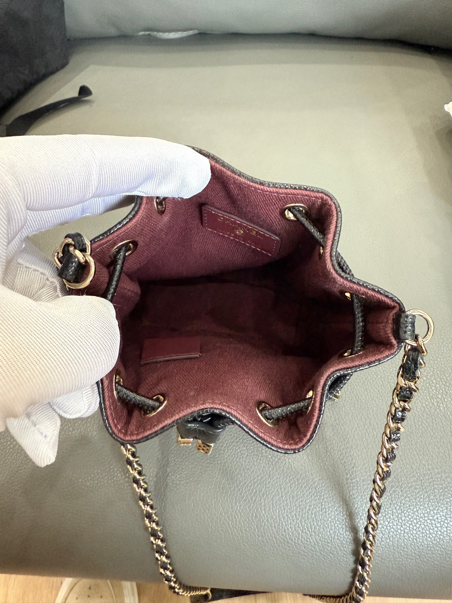 Chanel - 22B Drawstring Mini Bucket Bag - Grained calfskin leather - Black with Gold-Tone Hardware - (Mini)