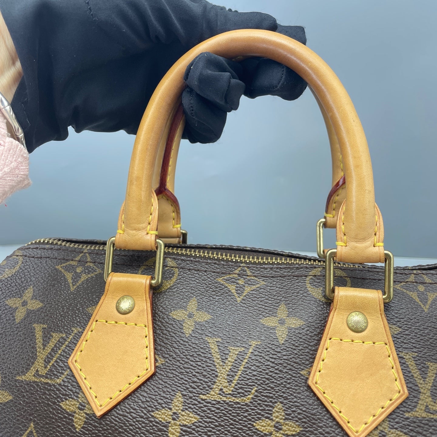 Louis Vuitton - Speedy 25 - Monogram coated canvas with Vachetta leather trim - Brown - (small)