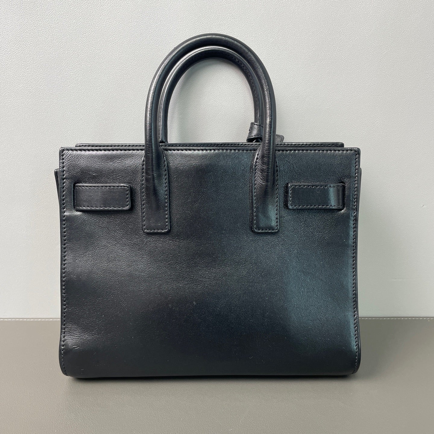 Saint Laurent - Nano Sac de Jour - Litchi grain cowhide leather - Black - (small)