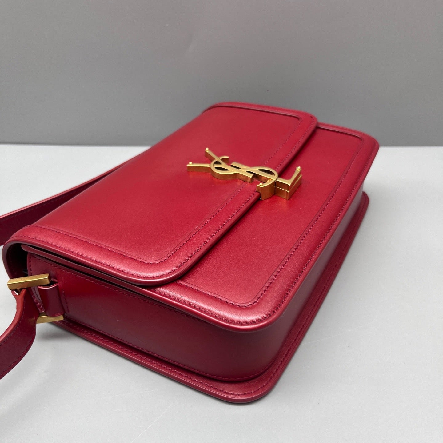 Saint Laurent - Solferino Box Bag - Smooth calfskin leather - Red - (Small)