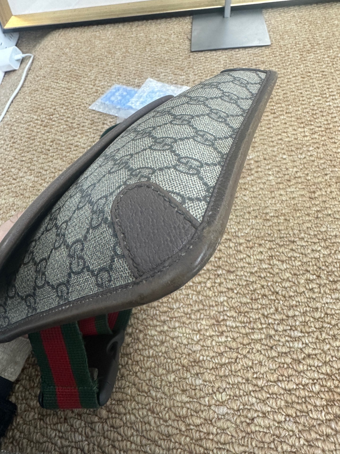 Gucci - Dionysus GG Supreme Tiger Head Belt Bag - GG Supreme canvas with leather trim - Beige - (small)