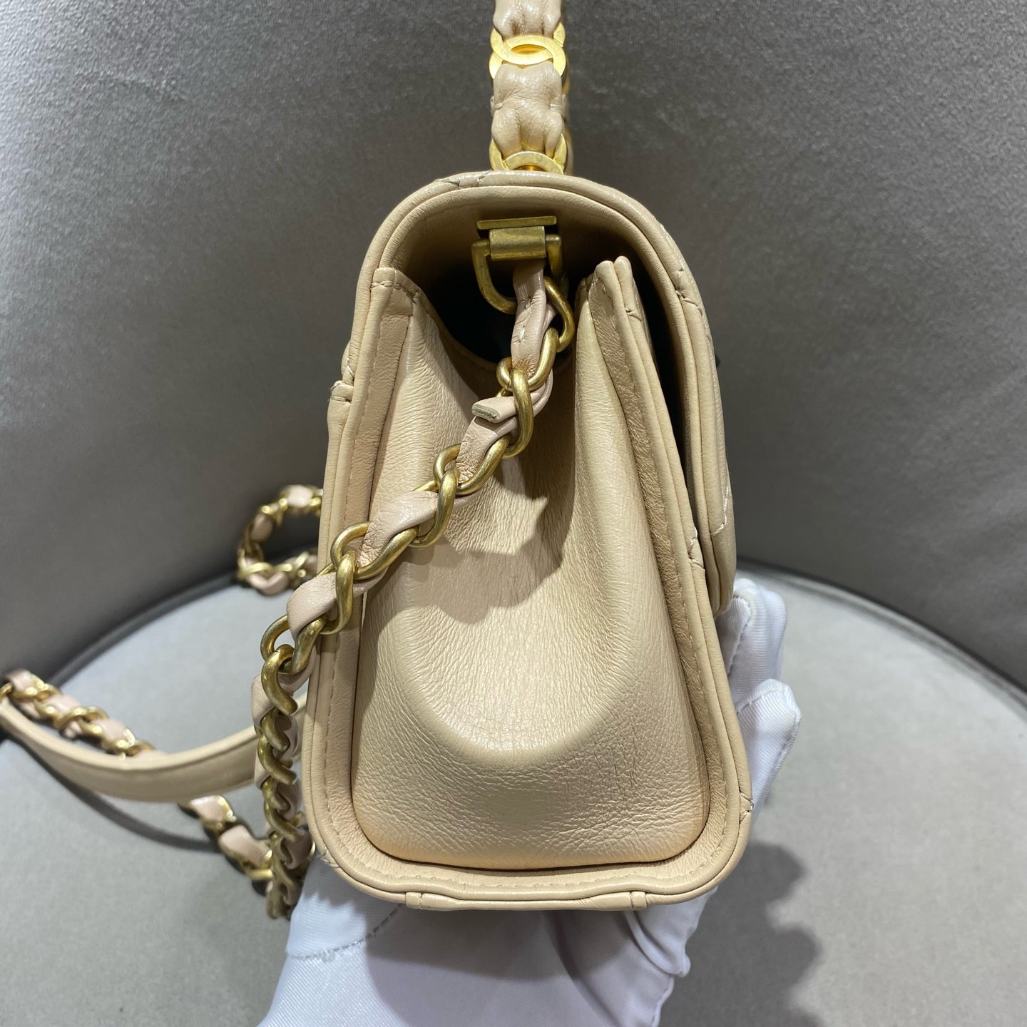 Chanel - Top Handle Flap Bag - Lambskin leather - Beige - (mini)