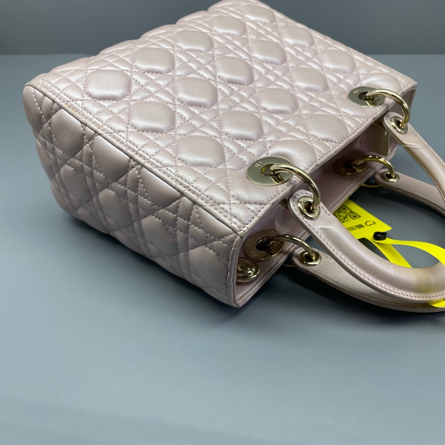 Dior - Lady Dior - Pearlescent lambskin leather - Pink - (medium)
