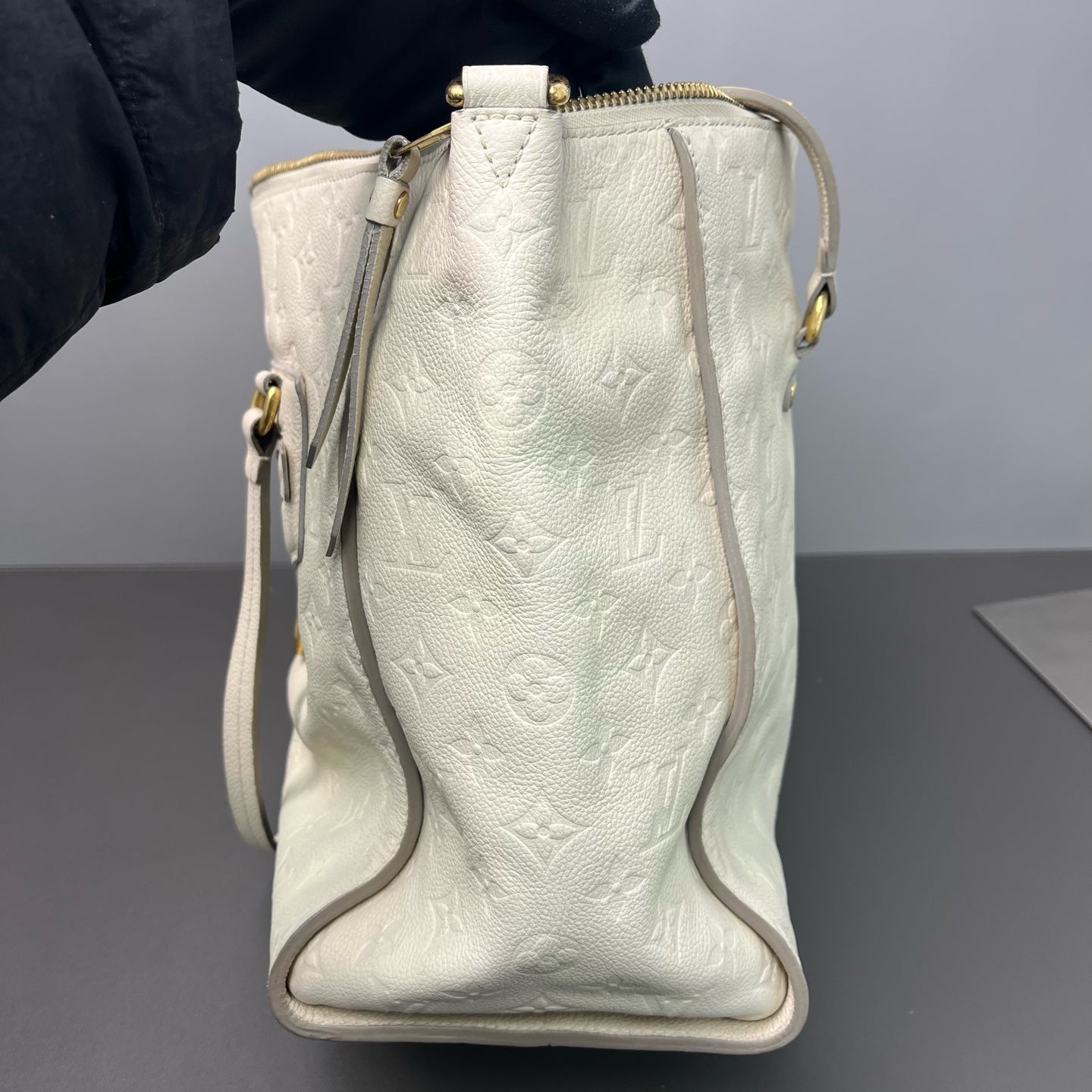 Louis Vuitton - Lumineuse - Leather - White - (large)
