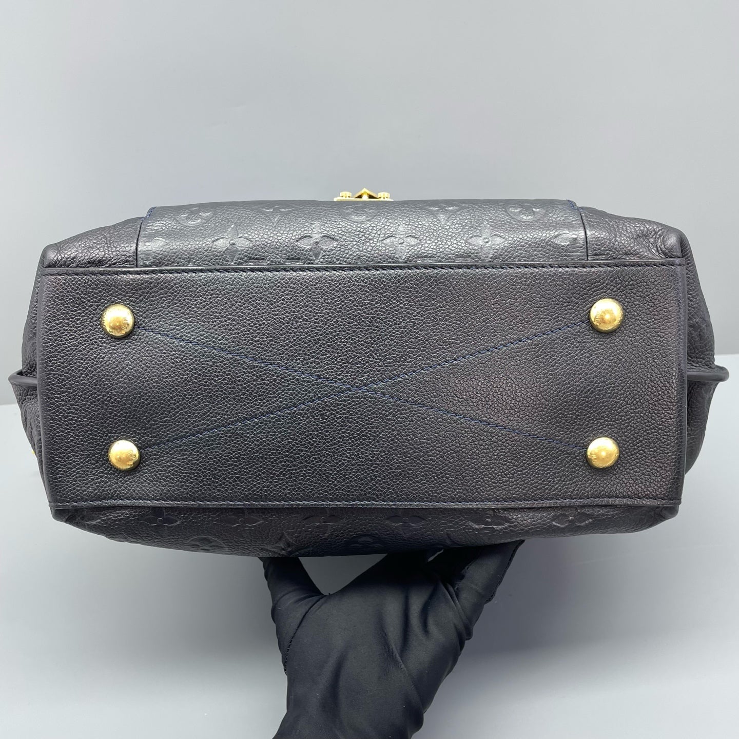 Louis Vuitton - Hobo - Leather - Black - (medium)