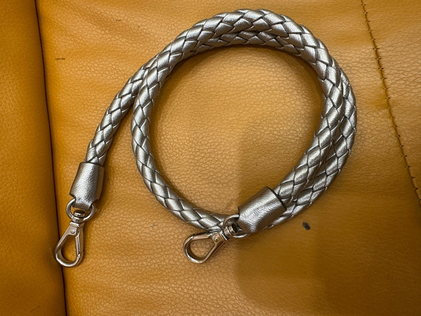 Miu Miu - Matelassé Large Gemstone Chain Shoulder Bag - Lambskin leather - Silver - (medium)