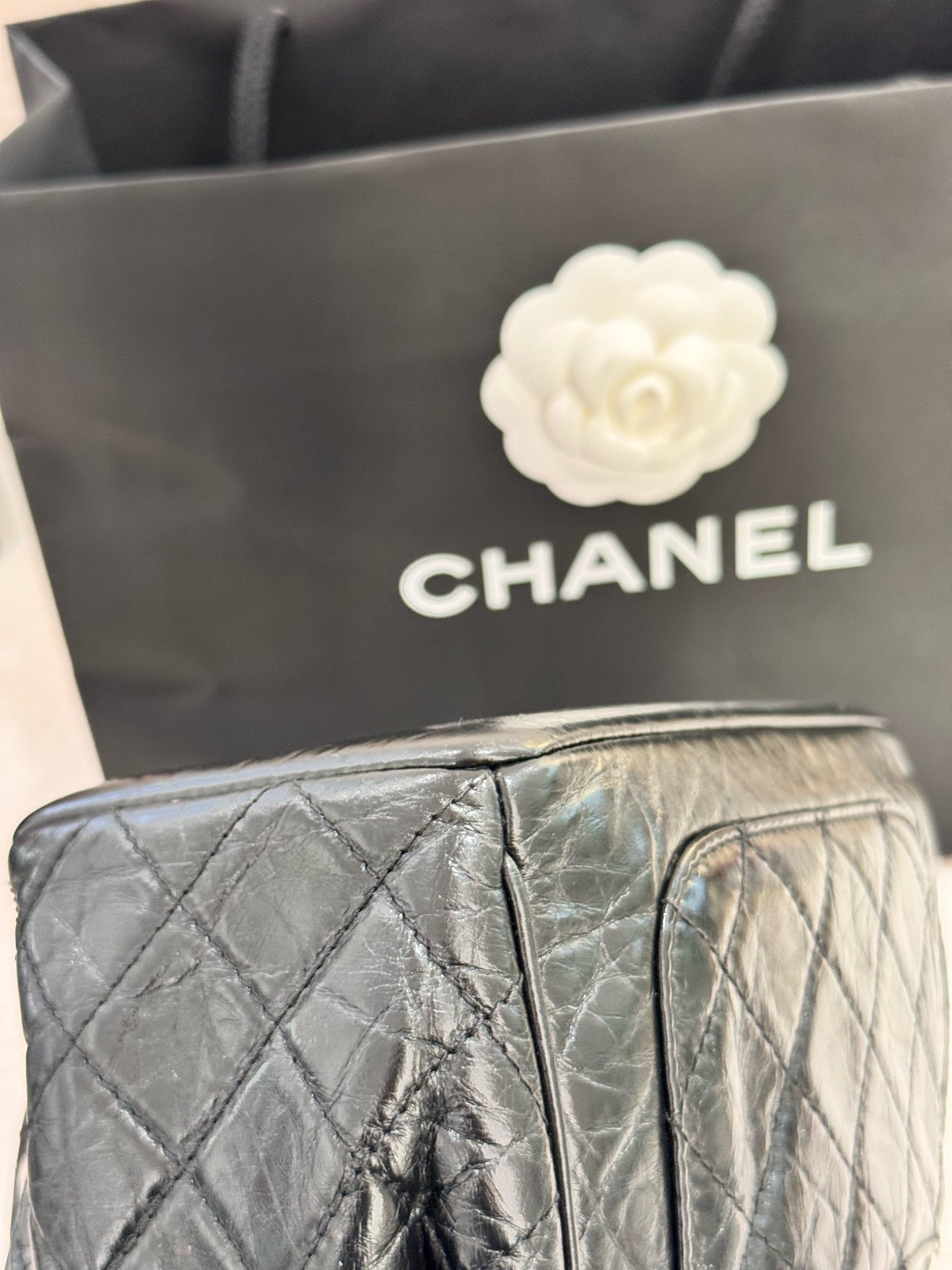 Chanel - Vintage Drawstring Bucket Bag - Crinkled calfskin leather - Black - (mini)
