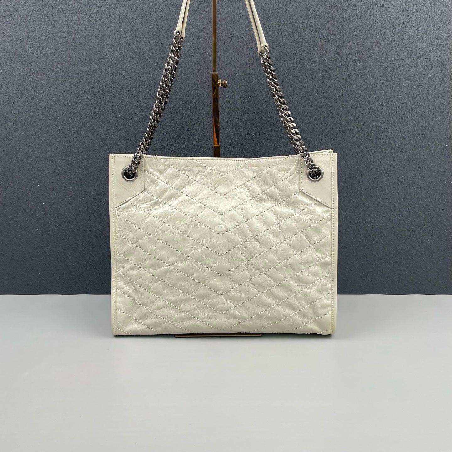 Saint Laurent - Niki Shopping Bag - Crinkled calfskin leather - Beige - (Medium)