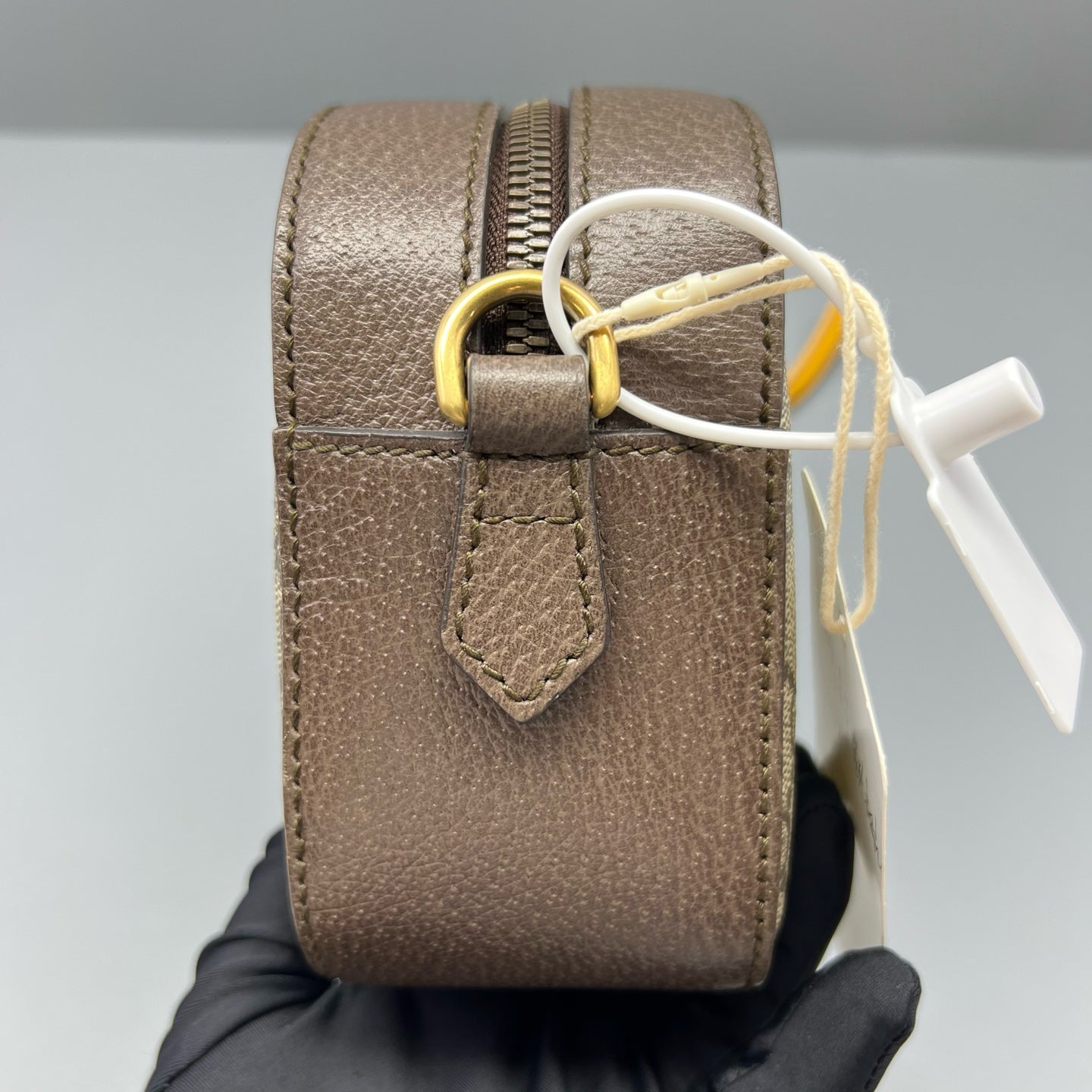 Gucci - GG Supreme Tiger Head Camera Bag - GG Supreme canvas with pebbled leather trim - Beige and Brown with multicolour strap - (Small)