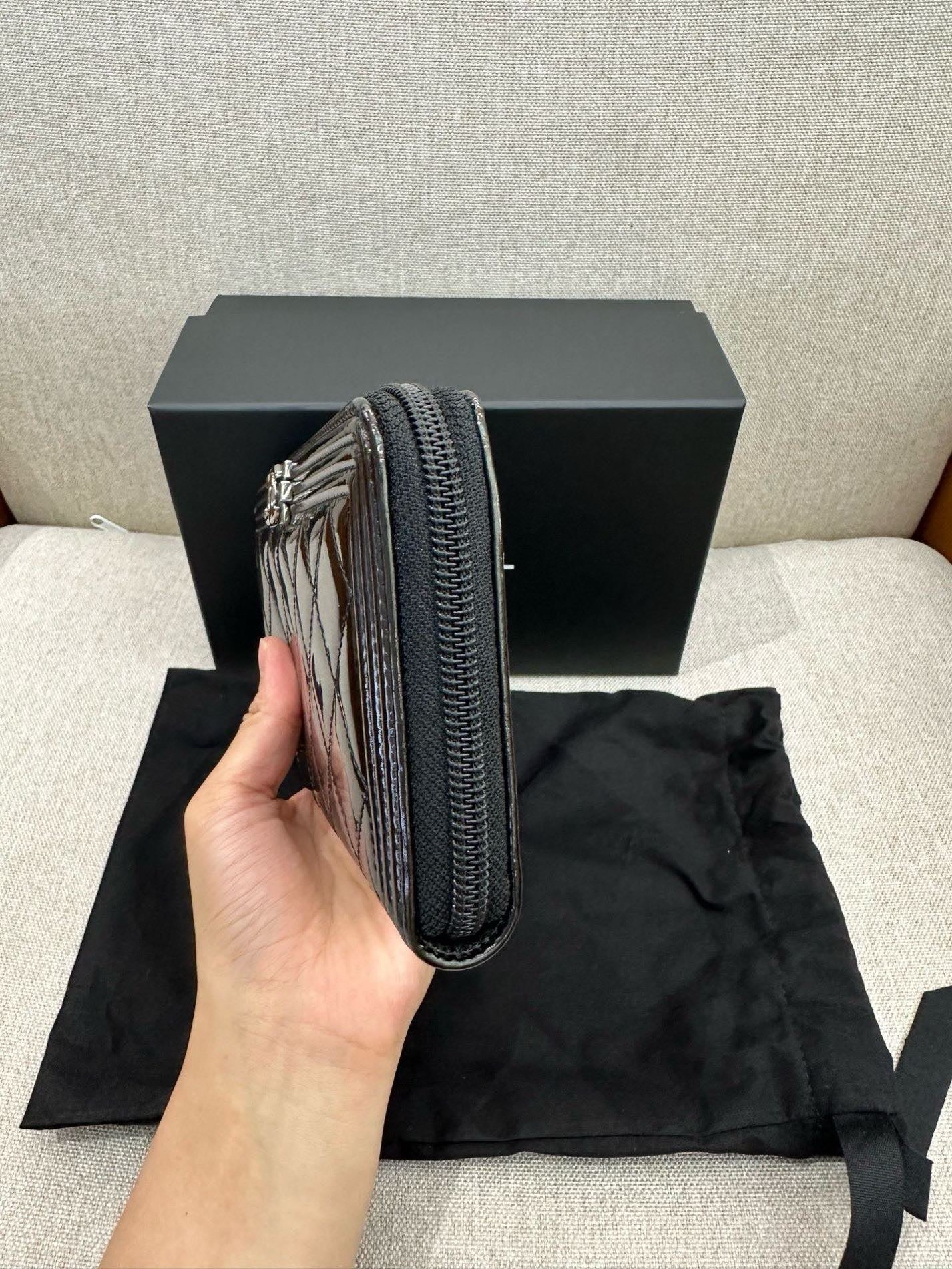 Chanel - Boy Chanel Long Wallet - Patent leather - Black - (small)
